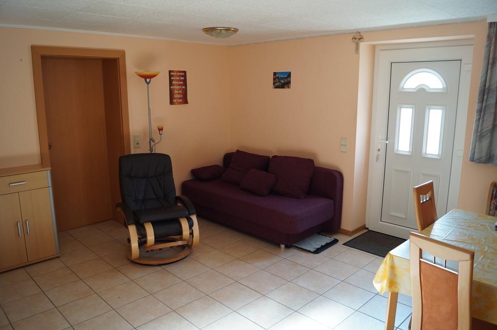 Apartment Robert Maiersdorf 部屋 写真