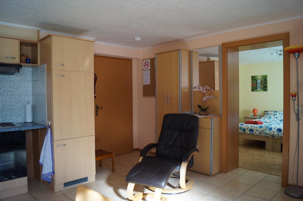 Apartment Robert Maiersdorf エクステリア 写真