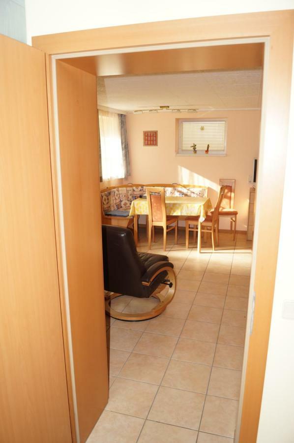 Apartment Robert Maiersdorf エクステリア 写真